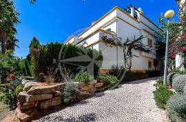 Tavira 2 bedroom townhouse with sea views in Quinta do Morgado resort