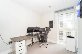 Luxury 3 Bed Apartment For sale in Southall London