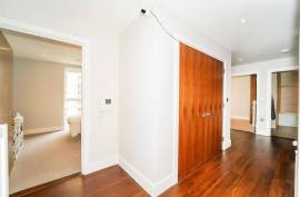 Luxury 3 Bed Apartment For sale in Southall London