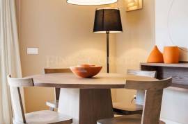 Carvoeiro – 2-bedroom duplex townhouses in stunning 5-star resort