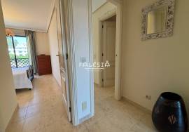 TOP FLOOR ONLY 450 METRES FROM FALESIA BEACH