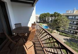 TOP FLOOR ONLY 450 METRES FROM FALESIA BEACH