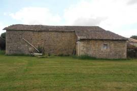 Countryside Stone Property Set in Two Acres