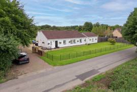 5 bedroom, Detached bungalow for sale