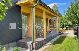 Detached house for rent in Jurmala, 145.00m2