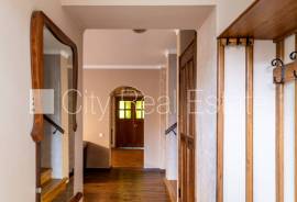 Detached house for sale in Jurmala, 220.00m2