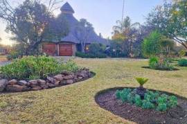 Farm & Home For Sale In Kameelfontein South