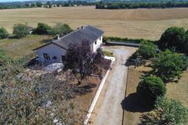 €149800 - Large Detached House For Sale with Basement in Verteuil-sur-Charente