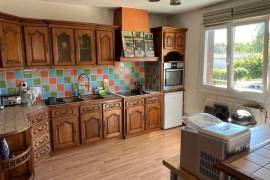 €149800 - Large Detached House For Sale with Basement in Verteuil-sur-Charente