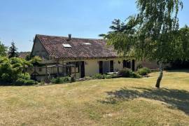 €237760 - Spectacular 4 Bedroom Country House On Over 4.5 Acres