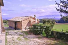 Renovated farmhouse with outbuilding