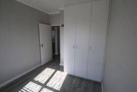 2 Apartments For Sale In Cape Town South