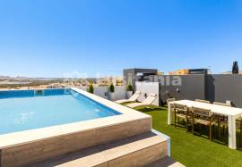 Faro - Montenegro - 3 Bedroom Penthouse with Private Pool and Ria Formosa View