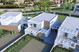 Luxurious 4-bedroom villas with private pool near Vilamoura & Quarteira