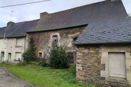 Former Farm House With Outbuildings