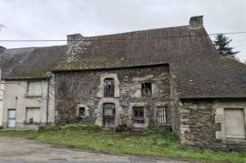 Former Farm House With Outbuildings