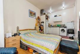 1 bedroom, Studio flat for sale