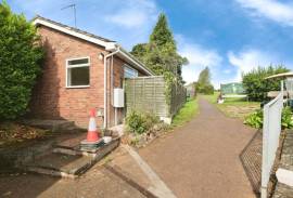 2 bedroom, Detached bungalow for sale