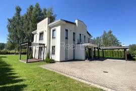 Detached house for rent in Riga district, 350.00m2