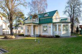 Detached house for rent in Jurmala, 251.00m2