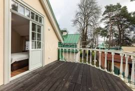 Detached house for rent in Jurmala, 251.00m2