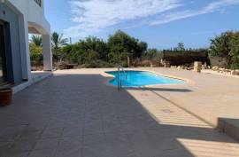 4 Bedroom Unfurnished Villa - Peyia, Paphos