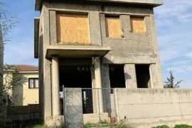 Incomplete House and an adjacent under division plot in Livadia area, Larnaca.