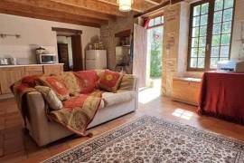 €130000 - Superb Property with Wooded Park near Villefagnan