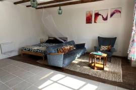 €149800 - Pretty 3 Bedroom House with Studio, Outbuildings and Garden