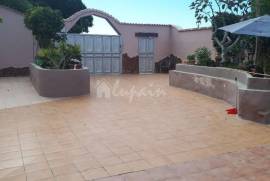 Villa In Playa Paraiso for sale the villa has been divided in 4 apartments LP5142