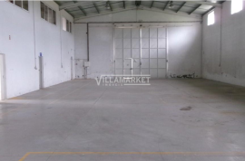 Banca warehouse with 534 m2 located near Arruda dos Vinhos