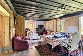 Luxury 5 Bed House For Renovation For Sale In Samoens France on 24180m2