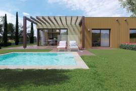 Excellent villa with 2 bedrooms and 2 bathrooms in Golf Resort.