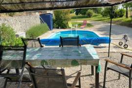 €189950 - 2 Independent Accommodations With Large Gardens And Swimming Pool