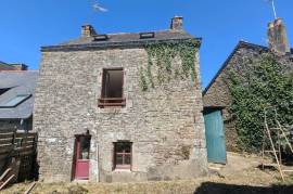 Charming Stone Cottage is an Ideal Holiday Home