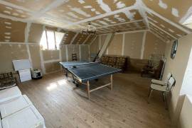 Detached Country House with Outbuilding