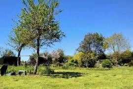 Detached Country House with Garden