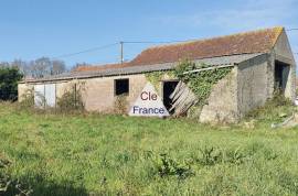 Barn in The Countryside with Open Views