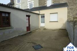 Town House With Courtyard