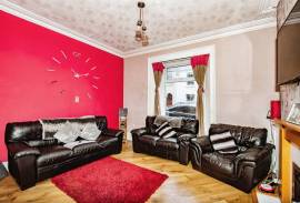 4 bedroom, Terraced House for sale