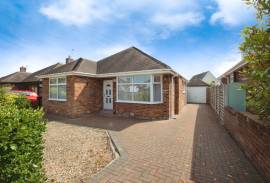 2 bedroom, Detached bungalow for sale