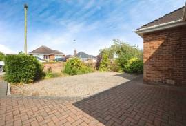 2 bedroom, Detached bungalow for sale