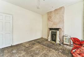 2 bedroom, Terraced House for sale