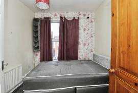 4 bedroom, Terraced House for sale