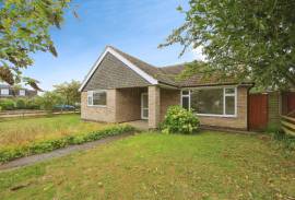 3 bedroom, Bungalow for sale