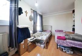 2 bedroom, Maisonette for sale