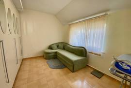 2 BED top floor apartment, 84 sq.m., wit...