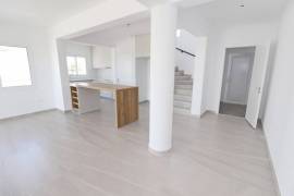 3 Bedroom Unfurnished Villa - Peyia, Paphos