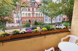 Neat and pretty apartment close to city center (Berlin)