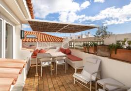 Tavira historic centre, superb newly built property with 3 bedrooms, terrace, and garden.